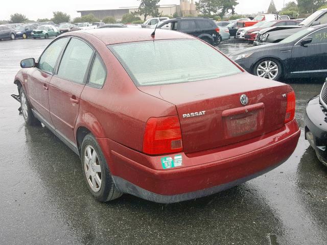 WVWPD63B8XE505610 - 1999 VOLKSWAGEN PASSAT GLX RED photo 3