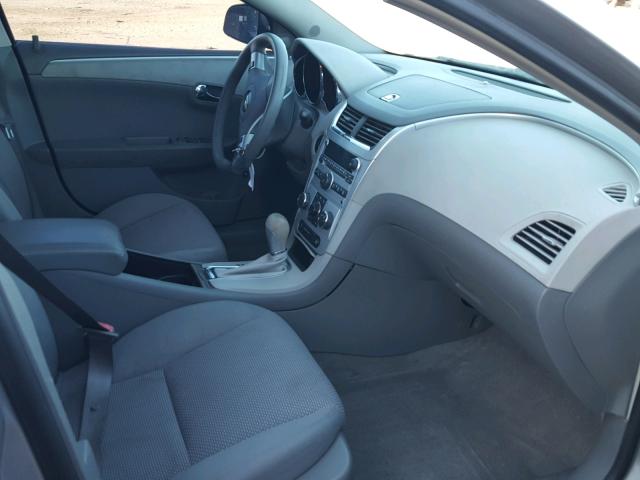 1G1ZH57B28F259353 - 2008 CHEVROLET MALIBU 1LT SILVER photo 5