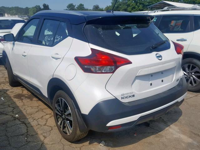 3N1CP5CU5JL546594 - 2018 NISSAN KICKS S WHITE photo 3