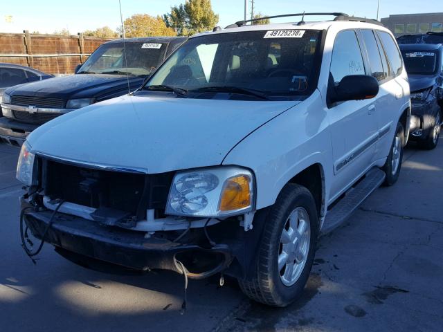 1GKDT13S352320182 - 2005 GMC ENVOY WHITE photo 2