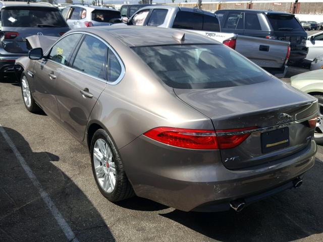 SAJBD4BVXGCY14471 - 2016 JAGUAR XF PREMIUM BROWN photo 3