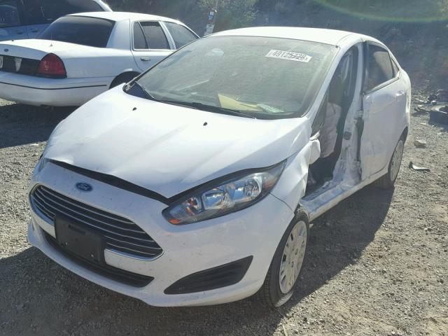 3FADP4AJ2FM146312 - 2015 FORD FIESTA S WHITE photo 2