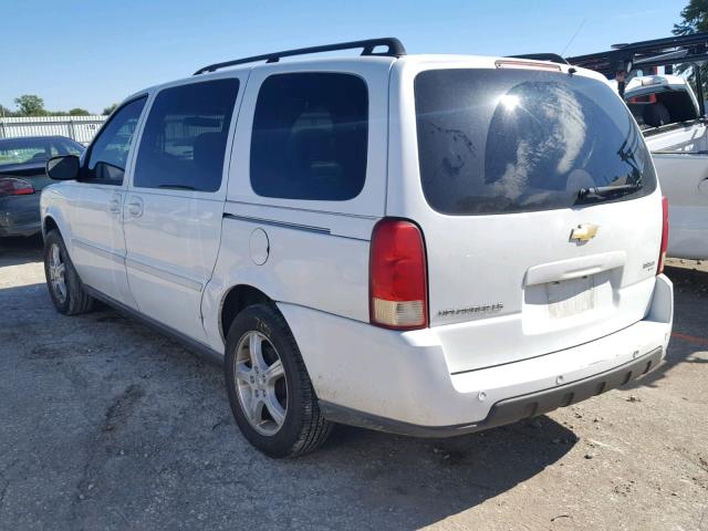 1GNDV23L55D263211 - 2005 CHEVROLET UPLANDER L WHITE photo 3