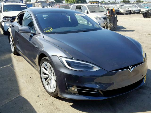 5YJSA1E25JF282600 - 2018 TESLA MODEL S GRAY photo 1