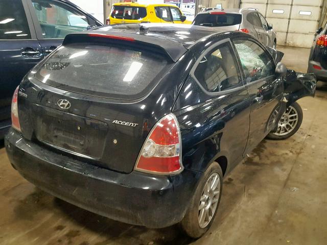 KMHCM36C09U118670 - 2009 HYUNDAI ACCENT GS BLACK photo 4