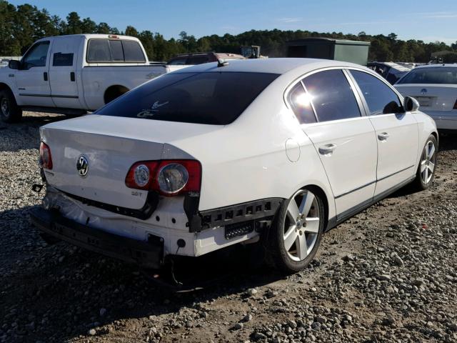 WVWAK73C98P050007 - 2008 VOLKSWAGEN PASSAT KOM WHITE photo 4