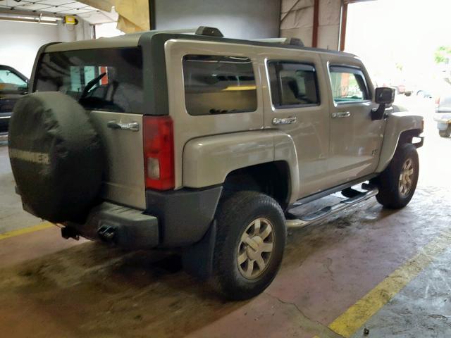 5GTEN13E588178089 - 2008 HUMMER H3 TAN photo 4