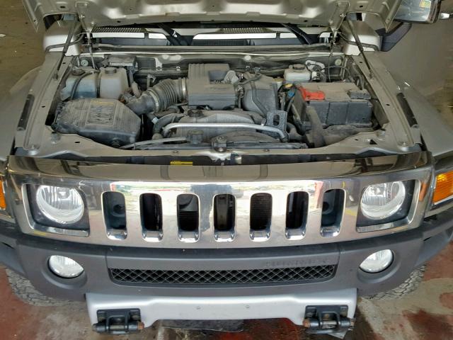 5GTEN13E588178089 - 2008 HUMMER H3 TAN photo 7