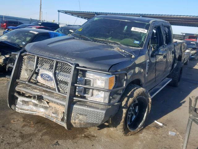 1FT7W2BT4HEE95334 - 2017 FORD F250 SUPER GRAY photo 2