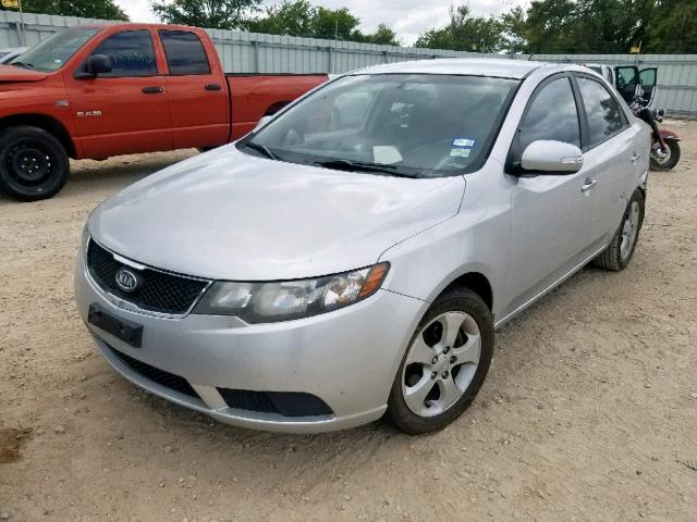 KNAFU4A2XA5056518 - 2010 KIA FORTE EX SILVER photo 2