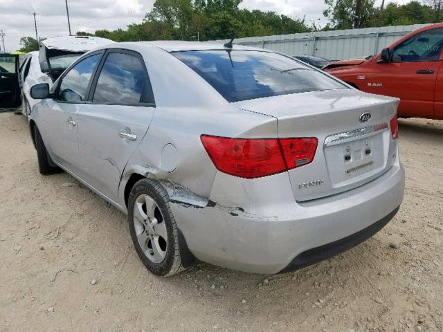 KNAFU4A2XA5056518 - 2010 KIA FORTE EX SILVER photo 3