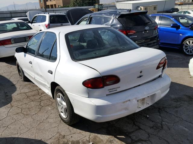 1G1JC524327255608 - 2002 CHEVROLET CAVALIER B WHITE photo 3