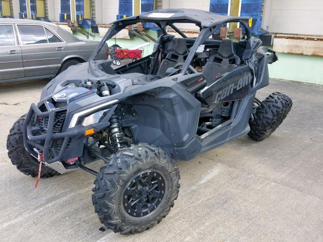 3JBVDAW26HK001685 - 2017 CAN-AM MAVERICK X BLACK photo 2