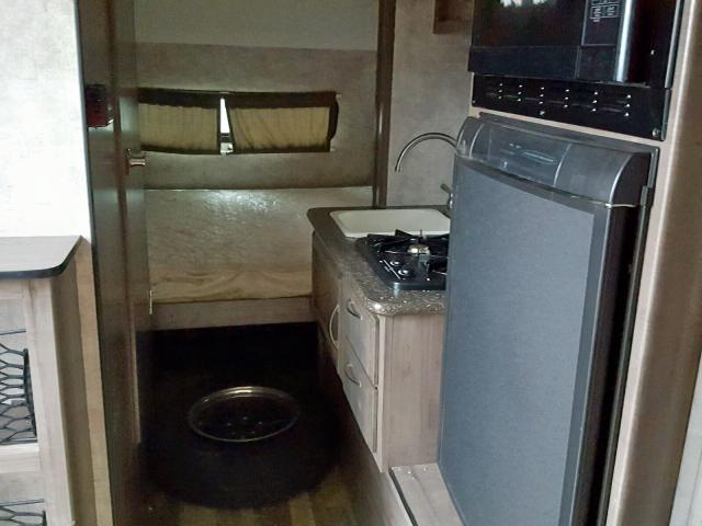 54CTW1G11H3034233 - 2017 WINNEBAGO WINNEBAGO TAN photo 6