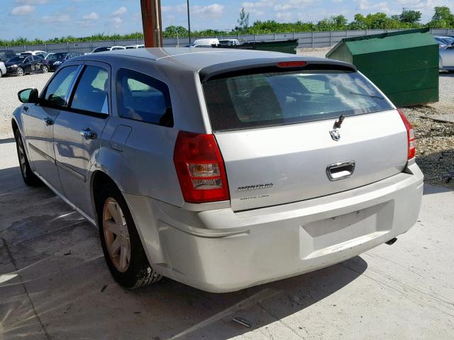 2D4FV47T36H236068 - 2006 DODGE MAGNUM SE SILVER photo 3