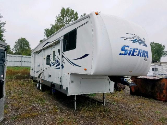 4X4FSEH285J029216 - 2005 WILDWOOD SIERRA WHITE photo 1