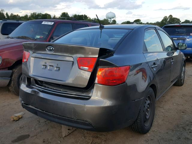 KNAFU4A28B5452366 - 2011 KIA FORTE EX BROWN photo 4