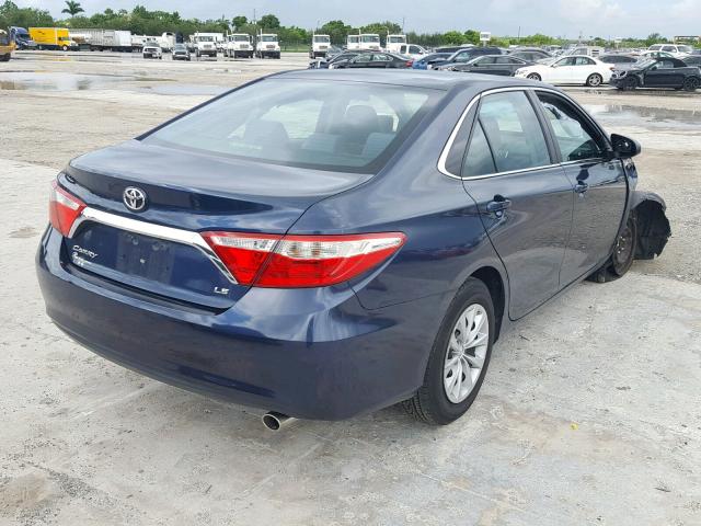 4T1BF1FK4GU512882 - 2016 TOYOTA CAMRY LE BLUE photo 4