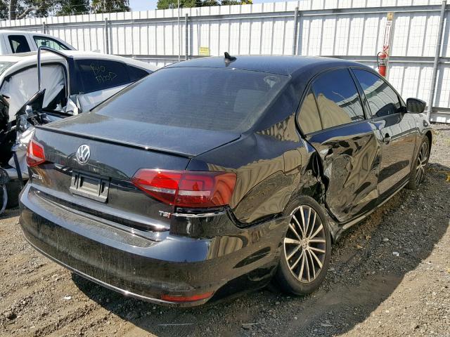 3VWD17AJXGM248453 - 2016 VOLKSWAGEN JETTA SPOR BLACK photo 4