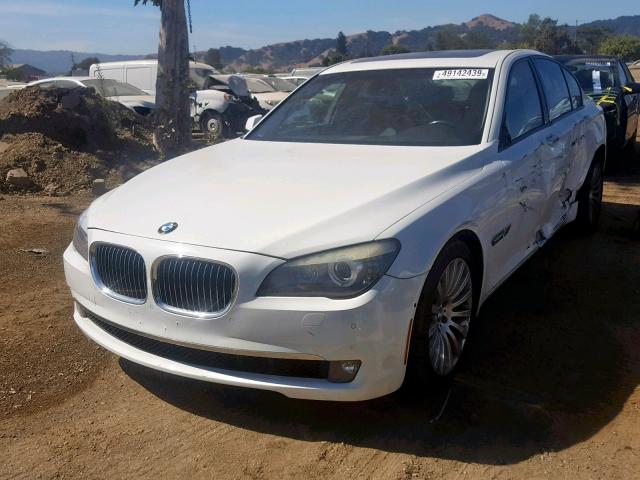 WBAKA83579CY34304 - 2009 BMW 750 I WHITE photo 2