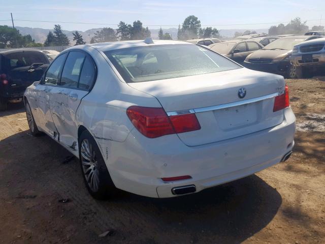 WBAKA83579CY34304 - 2009 BMW 750 I WHITE photo 3