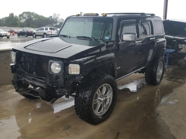 5GTEN13E588178397 - 2008 HUMMER H3 BLACK photo 2