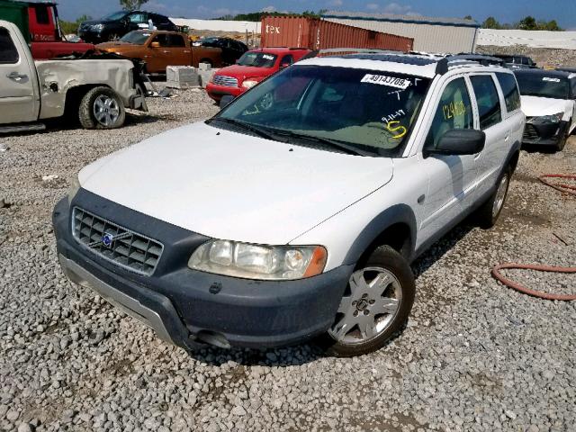 YV4SZ592261228677 - 2006 VOLVO XC70 WHITE photo 2