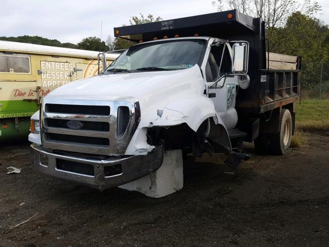 3FRNF65E06V372128 - 2006 FORD F650 SUPER WHITE photo 2