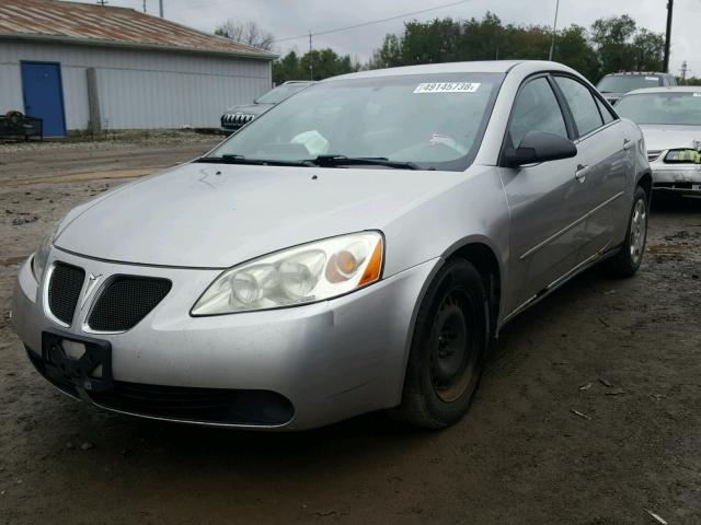 1G2ZF55B764176756 - 2006 PONTIAC G6 SE SILVER photo 2