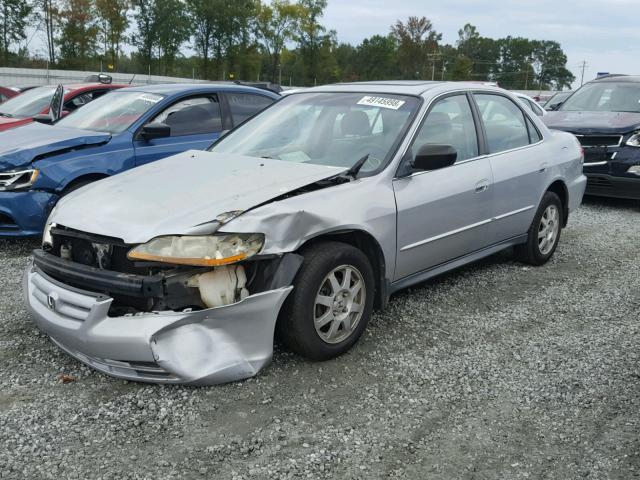 1HGCF86672A134895 - 2002 HONDA ACCORD VAL SILVER photo 2