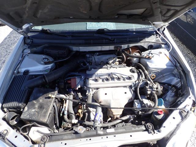 1HGCF86672A134895 - 2002 HONDA ACCORD VAL SILVER photo 7