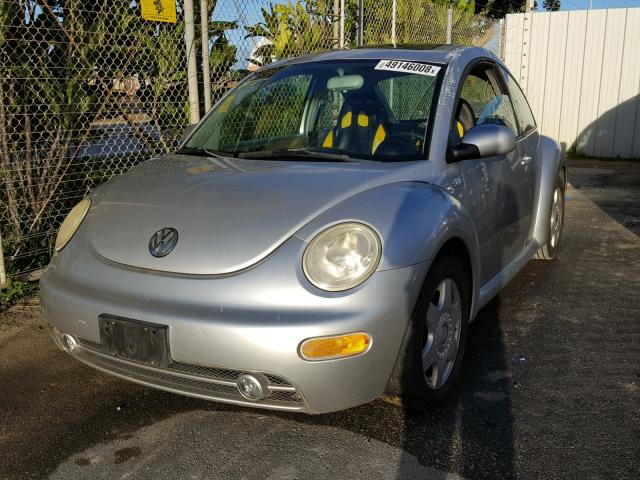 3VWCK21C31M437739 - 2001 VOLKSWAGEN NEW BEETLE SILVER photo 2