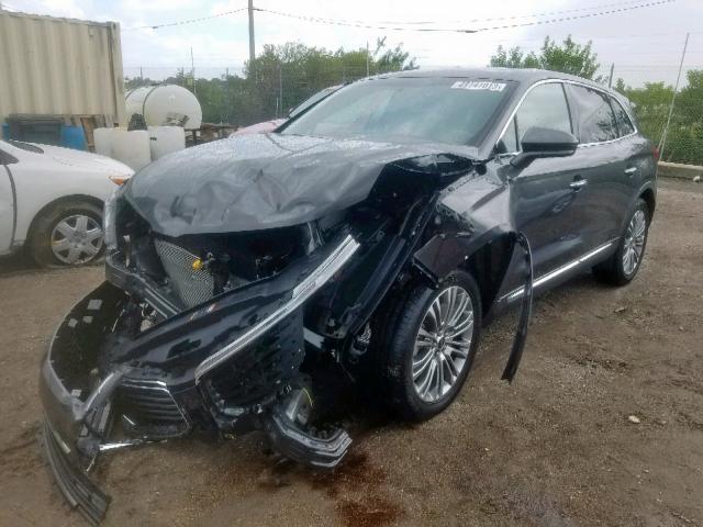 2LMPJ6LR2JBL39254 - 2018 LINCOLN MKX RESERV GRAY photo 2