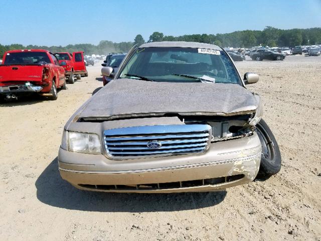 2FAFP74W7XX139945 - 1999 FORD CROWN VICT GOLD photo 7