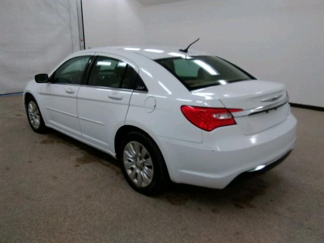 1C3CCBAB2CN226018 - 2012 CHRYSLER 200 LX WHITE photo 3