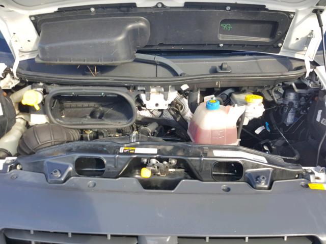 3C6TRVAG9GE105138 - 2016 RAM PROMASTER 白色 照片 7