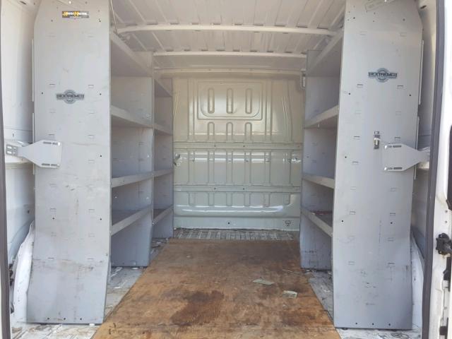 3C6TRVAG9GE105138 - 2016 RAM PROMASTER 白色 照片 9