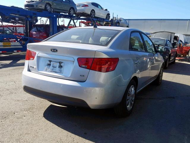 KNAFU4A25A5202324 - 2010 KIA FORTE EX SILVER photo 4