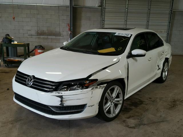 1VWBT7A39EC089457 - 2014 VOLKSWAGEN PASSAT SE WHITE photo 2