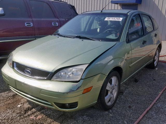 1FAFP37N37W334349 - 2007 FORD FOCUS ZX5 GREEN photo 2