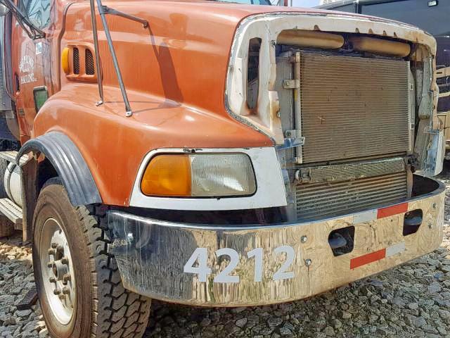 2FZHAZCV54AN16783 - 2004 STERLING TRUCK LT 9500 ORANGE photo 9