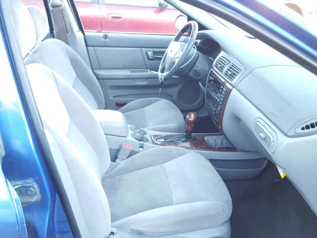 1FAFP56U93G110723 - 2003 FORD TAURUS SEL BLUE photo 5