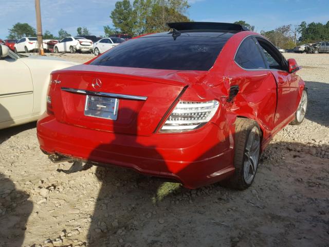 WDDGJ4HB1FG370095 - 2015 MERCEDES-BENZ C 250 RED photo 4