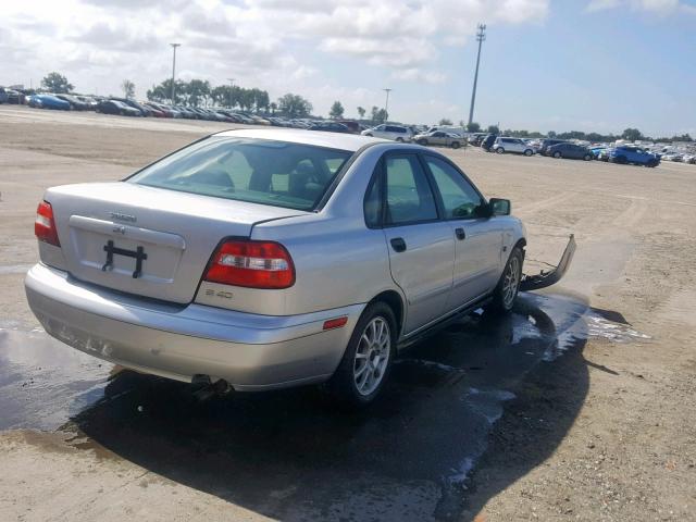 YV1VS29523F929693 - 2003 VOLVO S40 1.9T SILVER photo 4