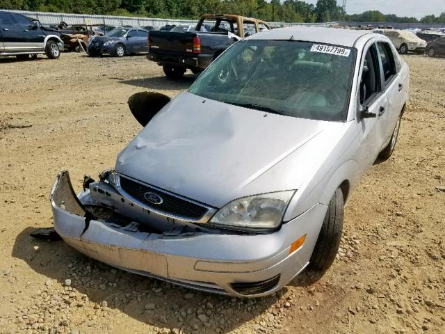 1FAFP34NX6W129033 - 2006 FORD FOCUS ZX4 GRAY photo 2