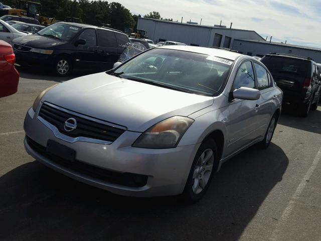 1N4CL21E37C216515 - 2007 NISSAN ALTIMA HYB SILVER photo 2