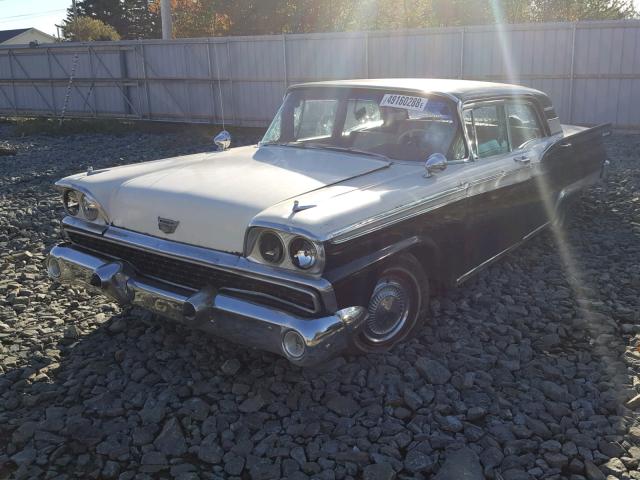 C9FS164417 - 1959 FORD FAIRLANE WHITE photo 2