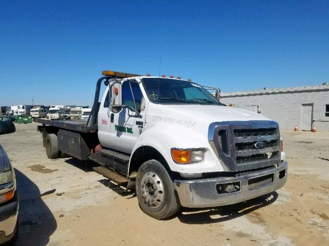 3FRWX65R75V112912 - 2005 FORD F650 SUPER WHITE photo 1