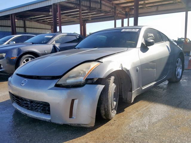 JN1AZ34D65M606690 - 2005 NISSAN 350Z COUPE SILVER photo 2