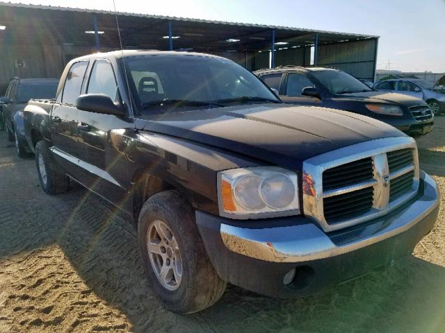 1D7HW48N75S316523 - 2005 DODGE DAKOTA QUA BLACK photo 1